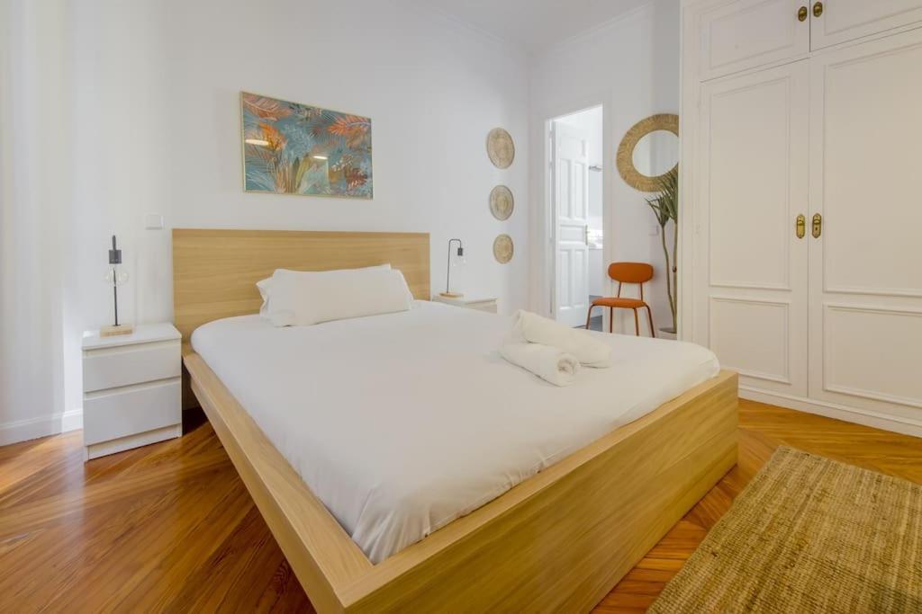 Petite E Chic Loft Para 3 En El Corazon De Madrid Esterno foto